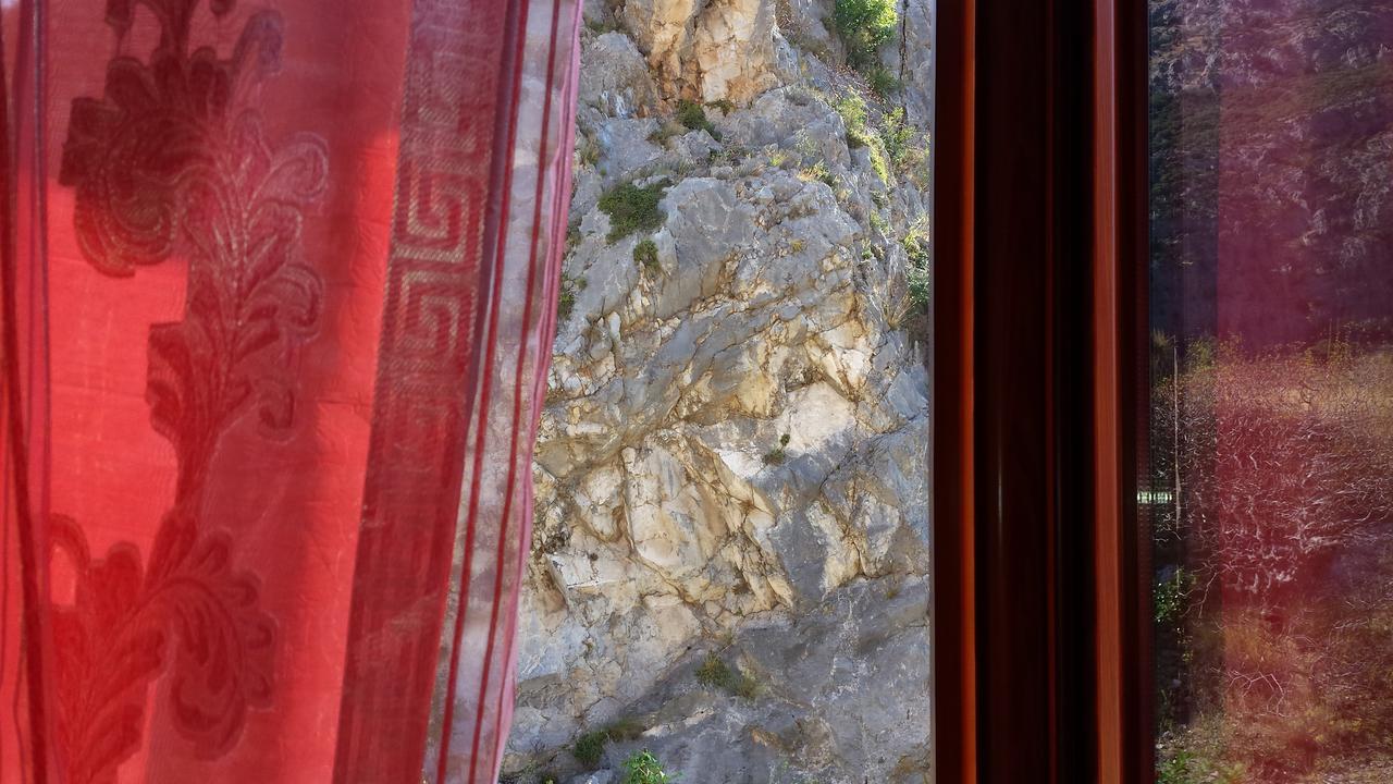 B&B Lo Sparviero Civita Room photo