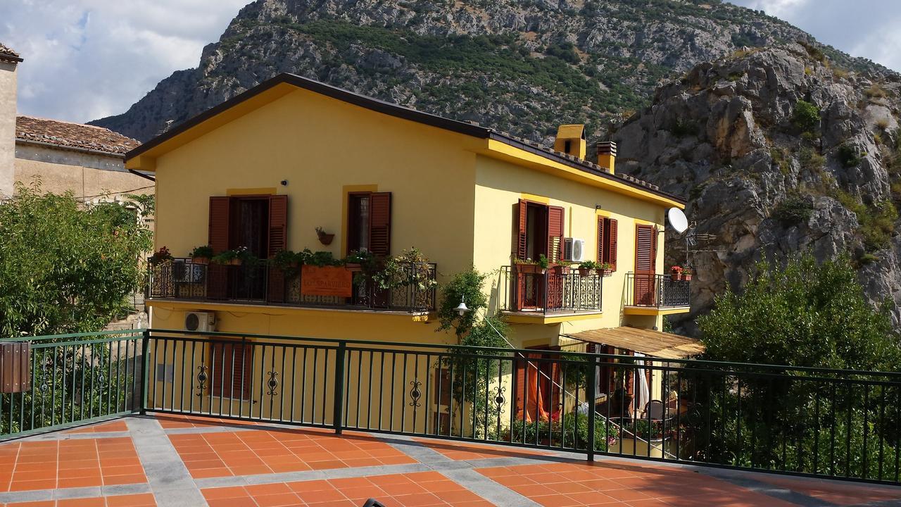 B&B Lo Sparviero Civita Exterior photo