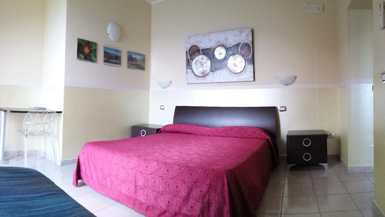 B&B Lo Sparviero Civita Room photo