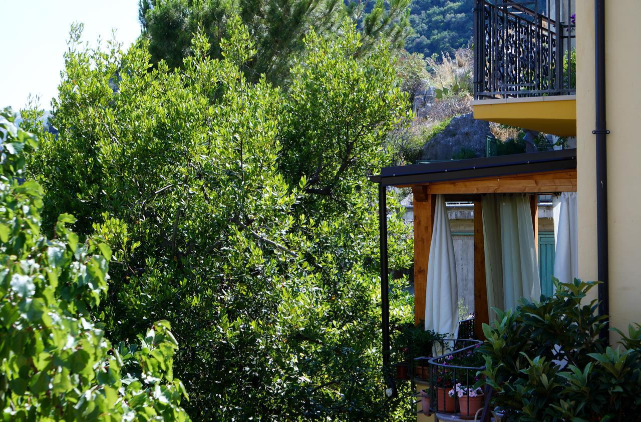 B&B Lo Sparviero Civita Exterior photo
